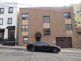 22 69th St in Guttenberg, NJ - Building Photo