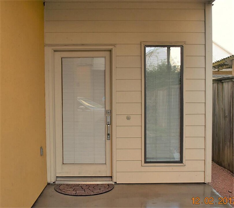 4338 Spencer St in Houston, TX - Building Photo