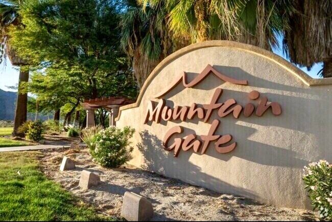 property at 1122 Oro Ridge