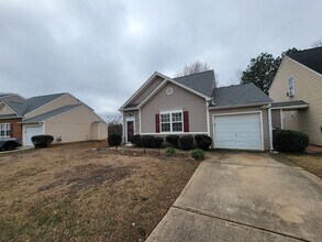 855 Lakeside Cir in Covington, GA - Building Photo - Building Photo