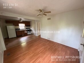 933 4th St in Verona, PA - Building Photo - Building Photo