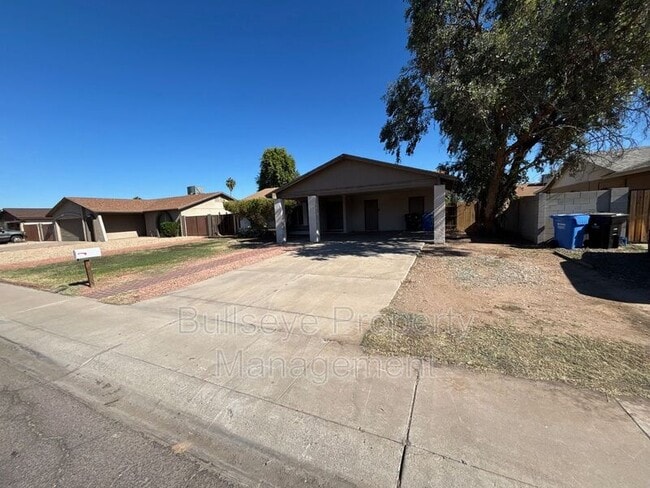 4625 N 75th Ln in Phoenix, AZ - Building Photo - Building Photo