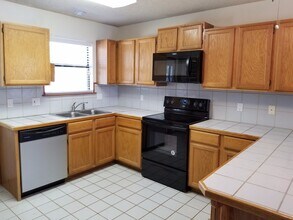 112 Mollie Ct in Clovis, NM - Building Photo - Building Photo