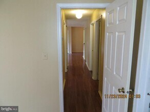 19 Joyner Ct in Trenton, NJ - Building Photo - Building Photo