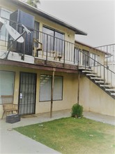 3005 La Costa St in Bakersfield, CA - Foto de edificio - Building Photo