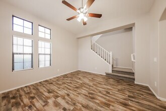 2362 W Sleepy Ranch Rd in Phoenix, AZ - Building Photo - Building Photo