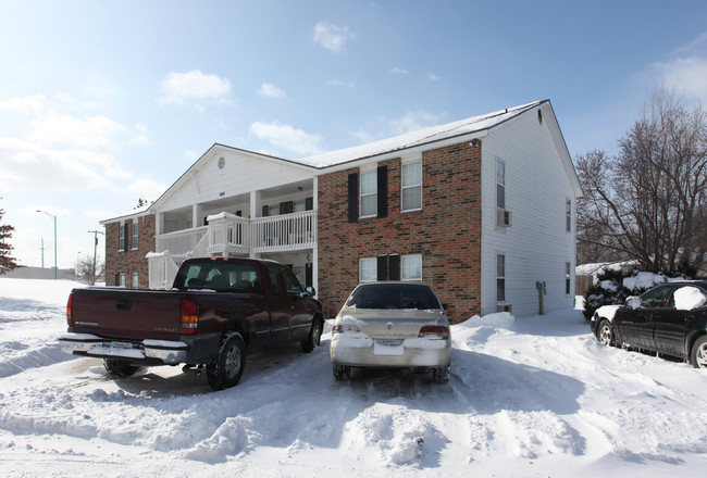 Greenvalley Apartments in Olathe, KS - Building Photo - Building Photo