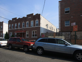 2475 85th St Apartments