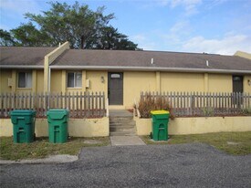 3121 Vasco St in Punta Gorda, FL - Building Photo