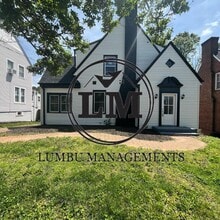 447 Avondale Dr in Danville, VA - Building Photo - Building Photo
