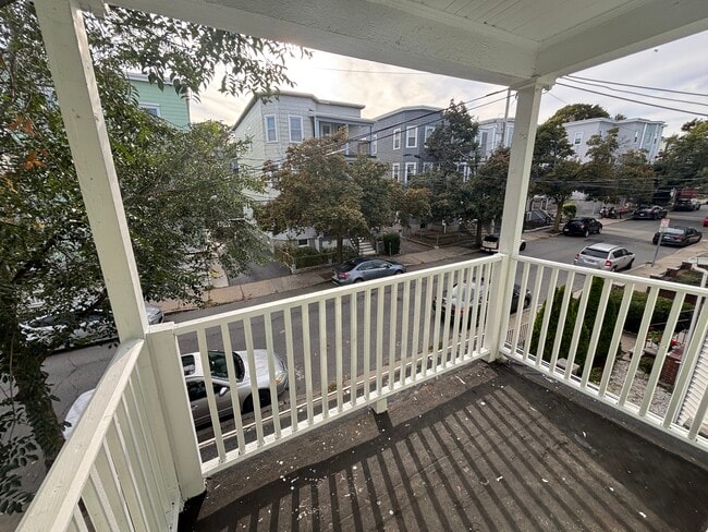 29 Derby St, Unit 2