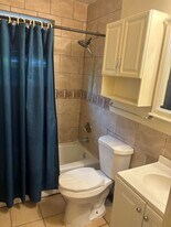 3350 Sheridan Rd, Unit 201 in Jacksonville, FL - Building Photo