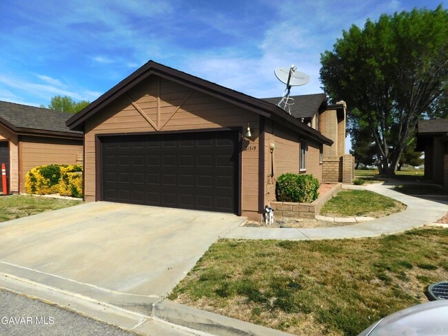 property at 21319 Conklin Blvd