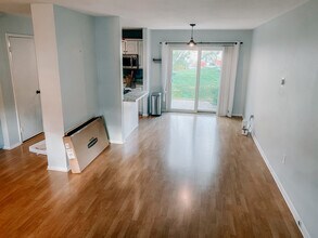 68 Salem Walk in Milford, CT - Building Photo - Building Photo