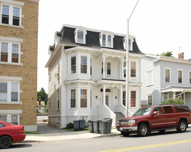 118 Cannon St in Poughkeepsie, NY - Building Photo - Building Photo