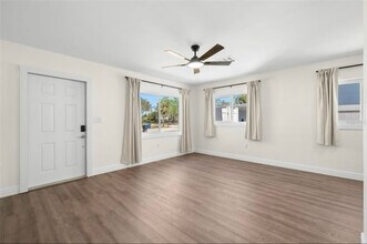 185-187 38th Ave SE in St. Petersburg, FL - Building Photo - Building Photo