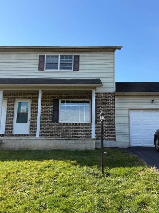 3 Holly Ct in Shippensburg, PA - Building Photo - Building Photo