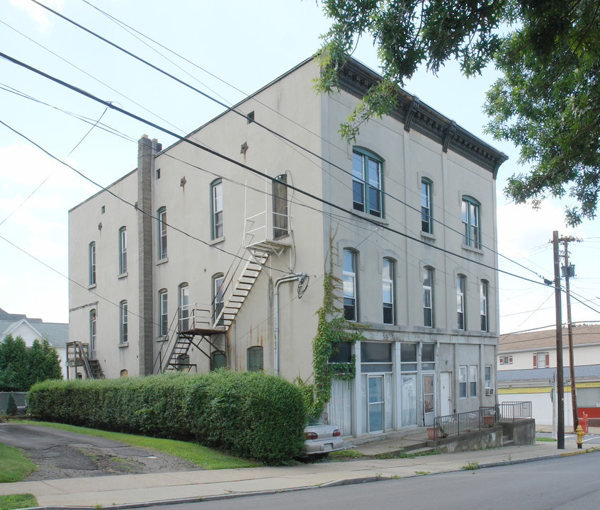 143-145 Parrish St in Wilkes-Barre, PA - Building Photo