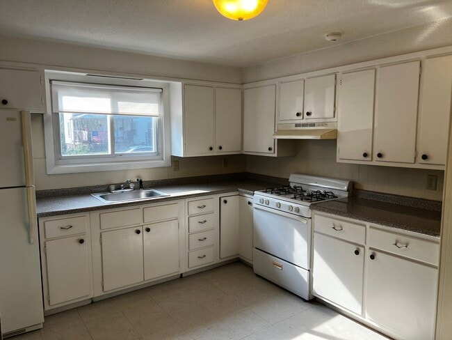 property at 33 Crawford St