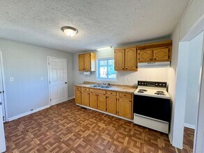 107 Montgomery St in La Crosse, VA - Building Photo - Building Photo