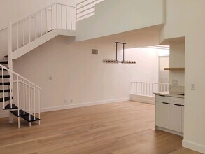 1422 19th St, Unit C in Santa Monica, CA - Foto de edificio - Building Photo