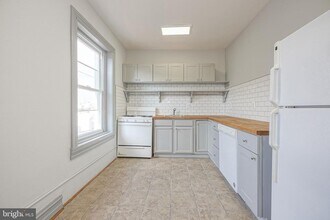 1525 Tasker St in Philadelphia, PA - Building Photo - Building Photo