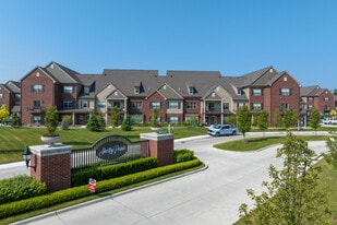 Shelby Pointe Village in Shelby Township, MI - Building Photo