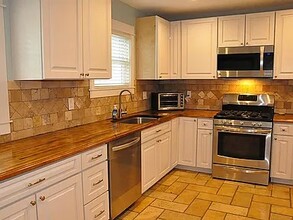 632 14th Ave N in Texas City, TX - Building Photo - Building Photo