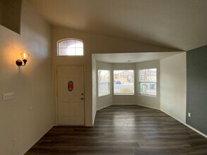 3820 Oasis Springs Rd NE in Rio Rancho, NM - Building Photo - Building Photo