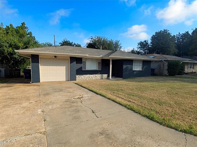 property at 1619 Carlisle Ct