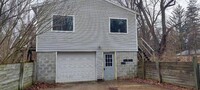 6126 Monroe St in Coloma, MI - Building Photo - Building Photo