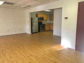 5 Colony St in Meriden, CT - Foto de edificio - Building Photo