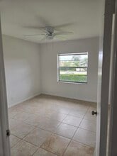 1766 Abbey Rd in West Palm Beach, FL - Building Photo - Building Photo