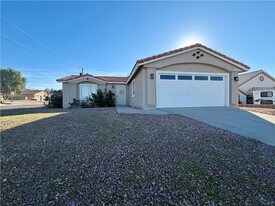 1660 Kyle Ave in Bullhead City, AZ - Building Photo