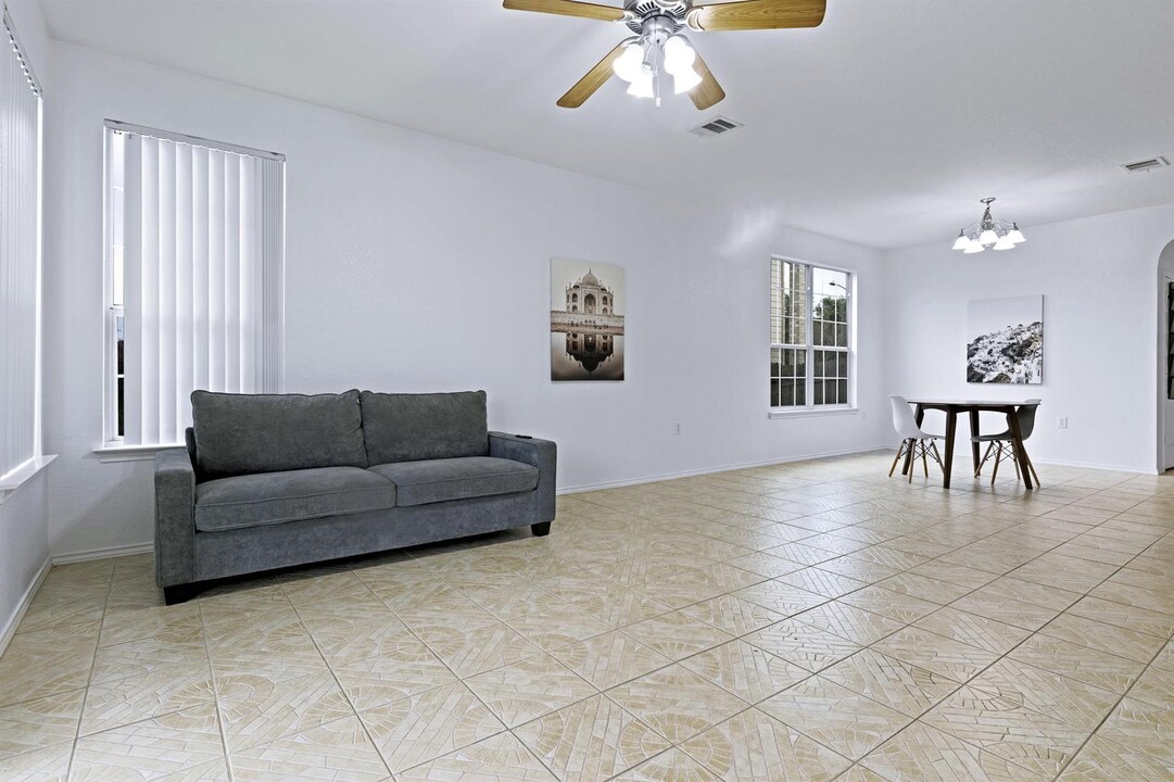 6212 Roseborough Dr in Austin, TX - Building Photo