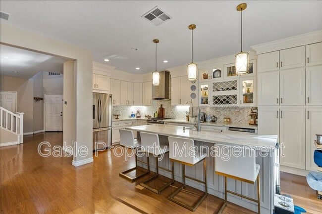 27512 Midas Ln in Santa Clarita, CA - Building Photo - Building Photo