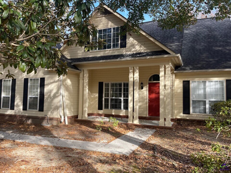 105 Jasmine Way in Bonaire, GA - Building Photo