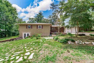 4140 Fern Ct in Pensacola, FL - Building Photo
