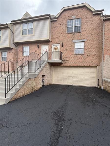 property at 305 Berrington Ct