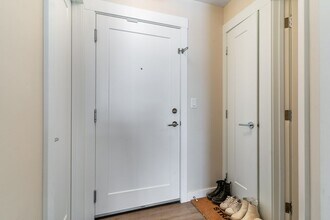 300-300 Auburn Meadows Common SE in Calgary, AB - Building Photo - Building Photo