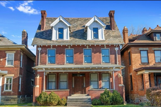 property at 364 Kendall Pl