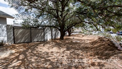 2901 N Miller Rd in Scottsdale, AZ - Building Photo - Building Photo