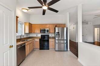 4352 Bubbling Brook Ct in Charlotte, NC - Building Photo - Building Photo