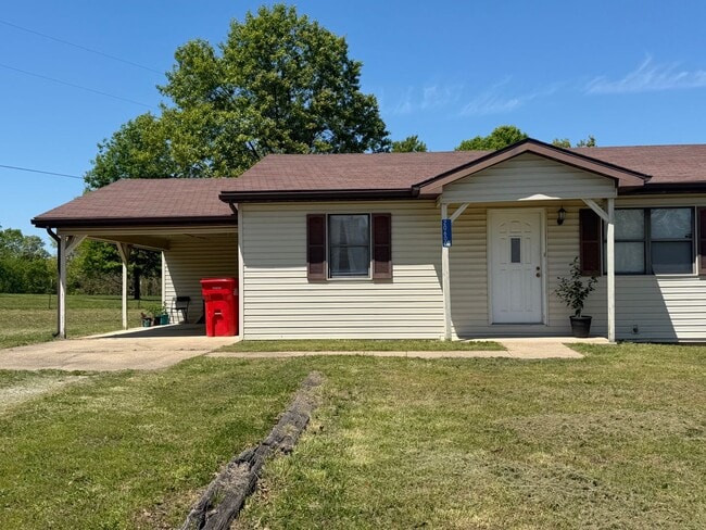 property at 20600 Sedalia Rd