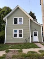 70 Lancaster St in Providence, RI - Building Photo