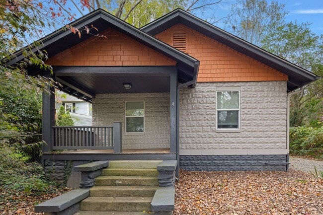 4 Piedmont Rd in Asheville, NC - Building Photo - Building Photo