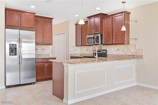 3889 Tilbor Circle in Ft. Myers, FL - Building Photo
