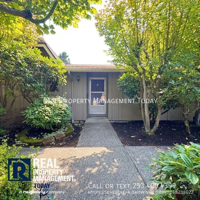 property at 4644 N Pearl St