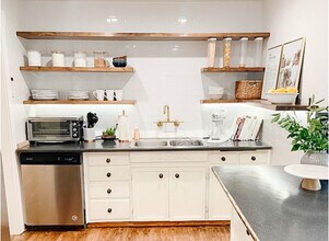 1316 N 300 W in Provo, UT - Foto de edificio - Building Photo