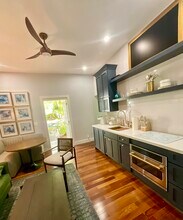 400 Simonton St, Unit 2 in Key West, FL - Foto de edificio - Building Photo